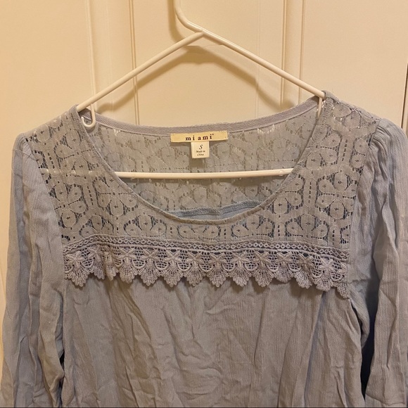 Miami | Light blue lace & crochet top - Picture 3 of 6